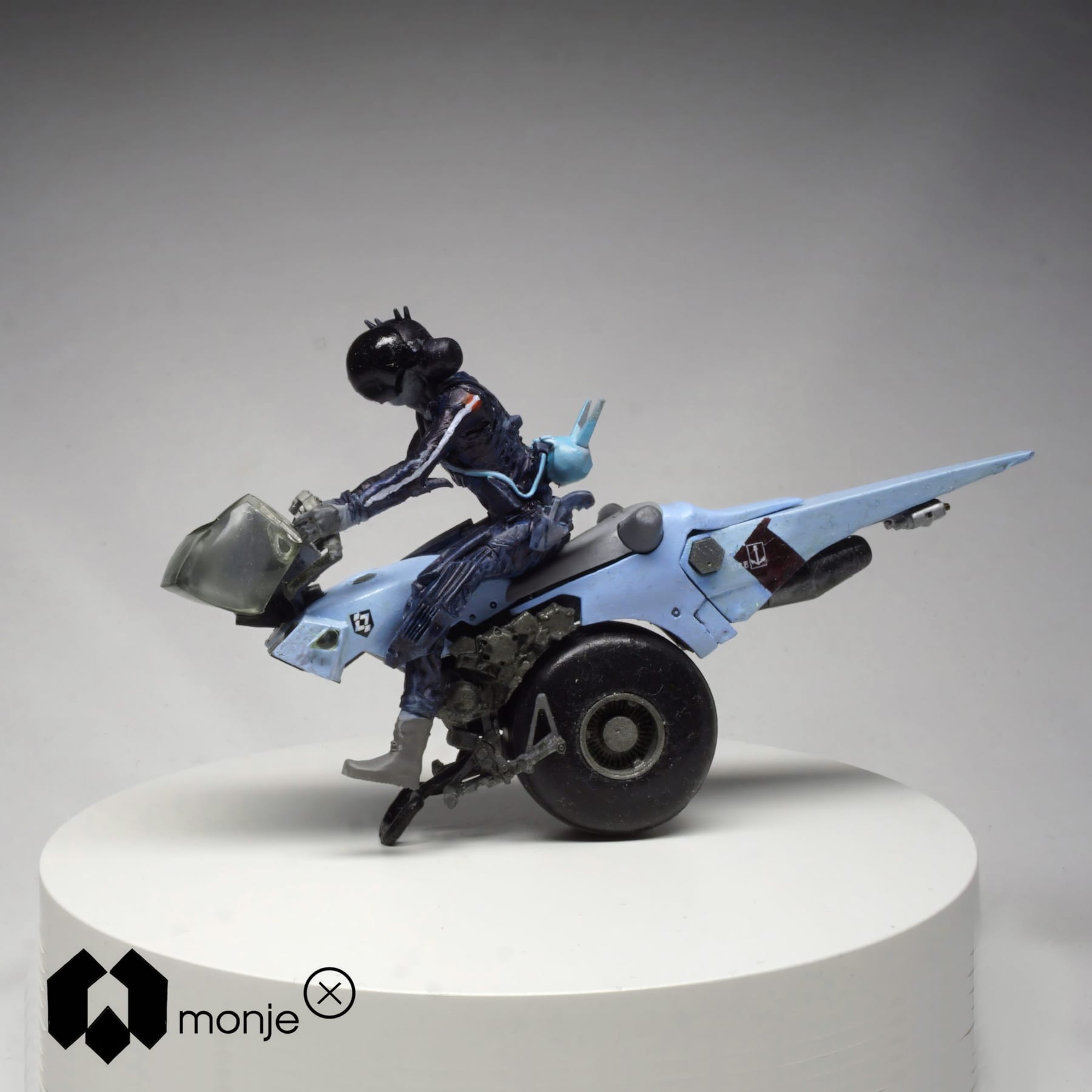 Skorpicus — Zunken bike with rider
